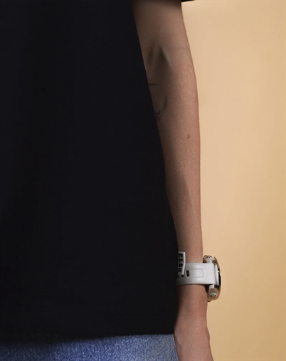  Elsk - Basic Womans Classic T-Shirt - Black